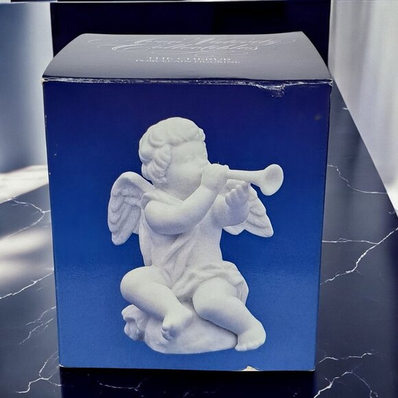 Avon Nativity THE CHERUB White Porcelain Bisque Christmas Figure Boxed 3.1/4” - Picture 5 of 12